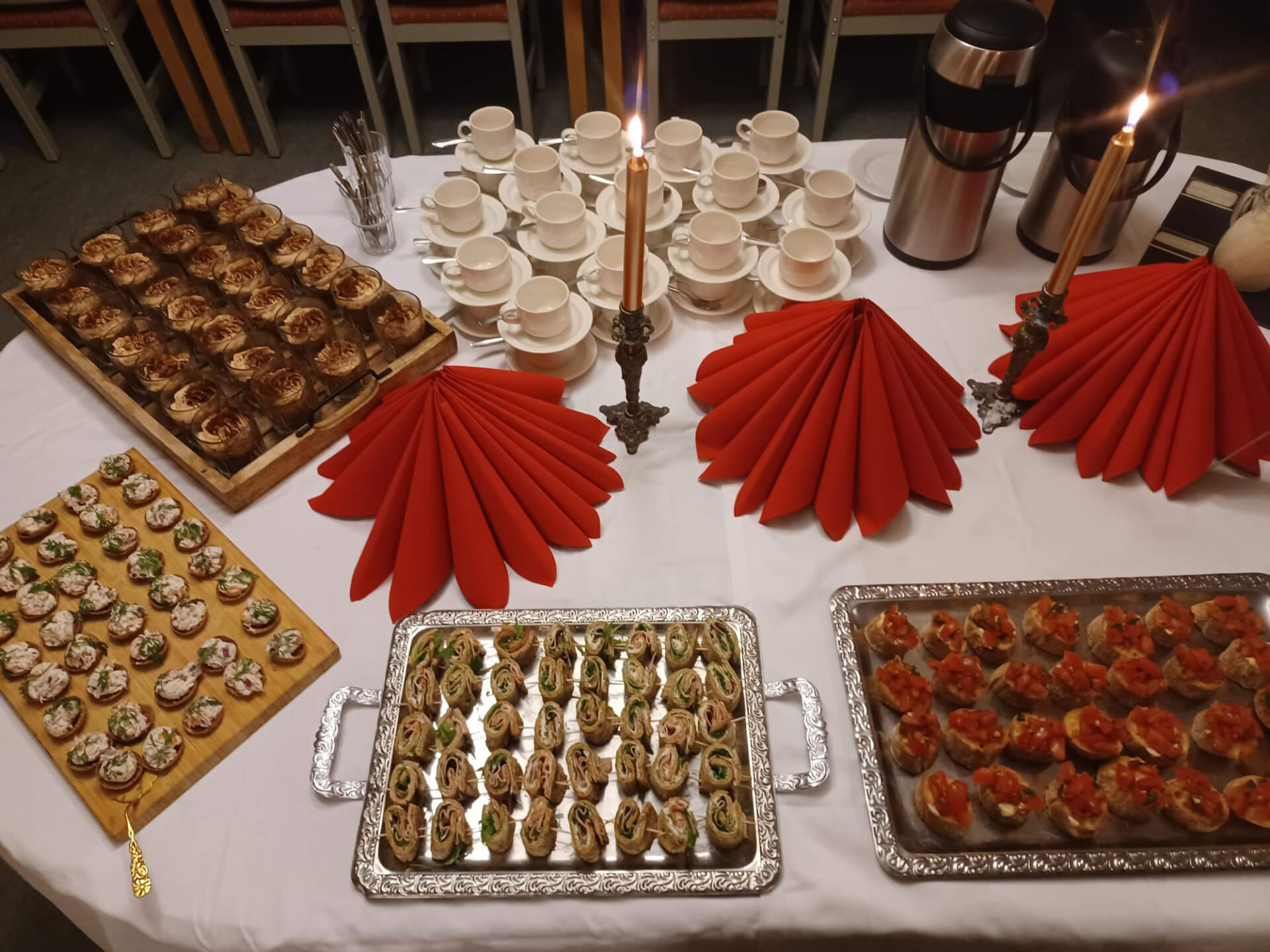  Meeting catering 